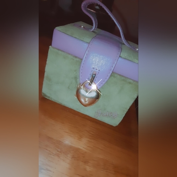 COPY - Juicy couture jewelry box Train - Picture 7 of 8